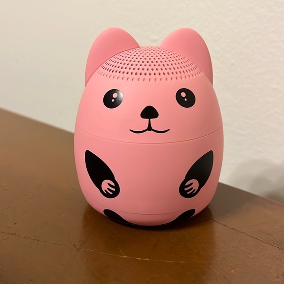 Bluetooth Speaker - Picture 1 of 6
